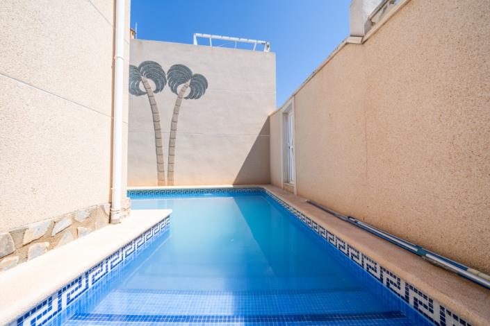 Image No.37-3 Bed Villa for sale