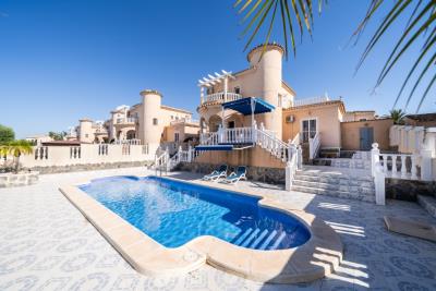 Detached-villa-for-sale-in-Costa-Blanca--2---Canva-