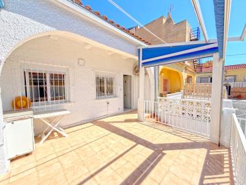 Terraced-Property-for-sale-in-La-Marina--2---Canva-