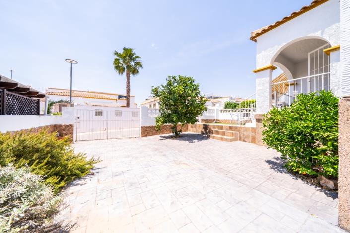 Image No.7-3 Bed Villa for sale