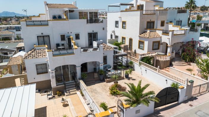 Image No.4-2 Bed Villa for sale