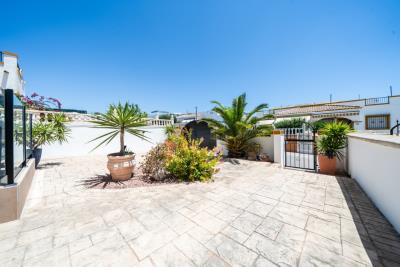 Quad-Villa-for-Sale-in-Alicante--6---Canva-