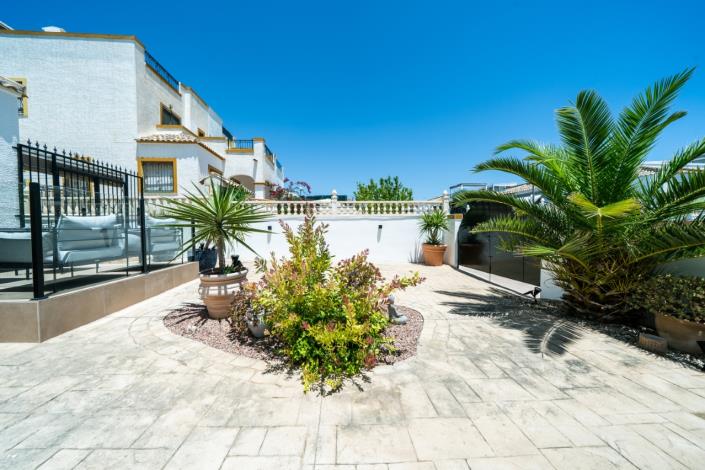 Image No.8-2 Bed Villa for sale