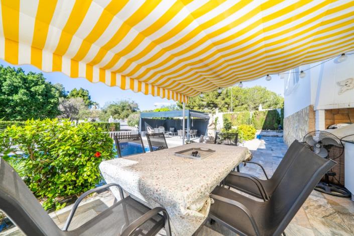 Image No.41-3 Bed Villa / Detached for sale