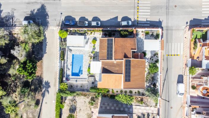 Image No.58-3 Bed Villa / Detached for sale