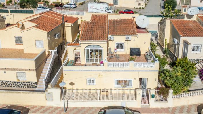 Image No.3-4 Bed Villa for sale