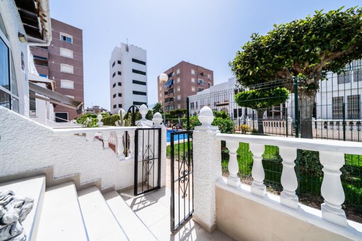 Image No.8-3 Bed Townhouse for sale