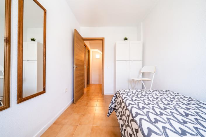 Image No.23-3 Bed Townhouse for sale