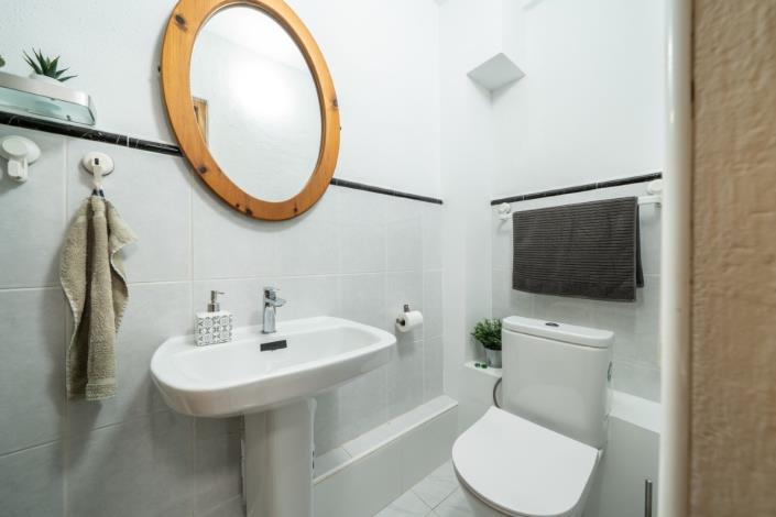 Image No.28-3 Bed Townhouse for sale