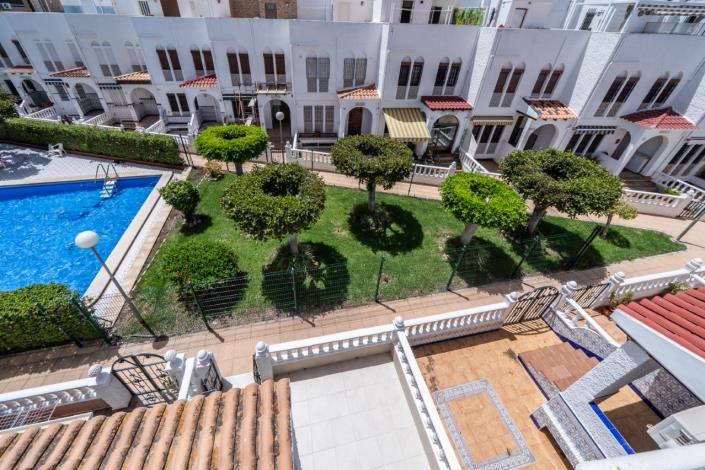 Image No.33-3 Bed Townhouse for sale