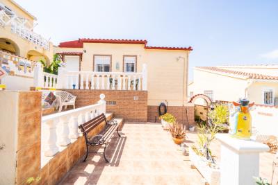 Detached-Property-for-Sale-in-La-Marina--2---Portals-