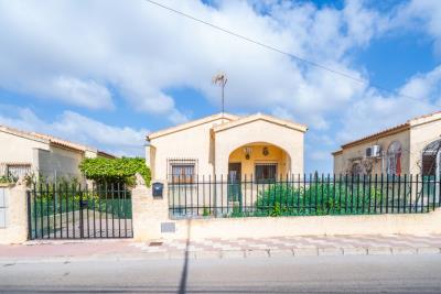 Detached-Villa-for-sale-in-Costa-Blanca--3---Canva-