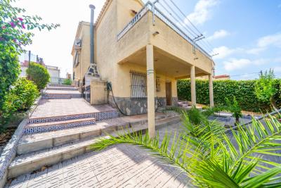 Detached-Villa-for-sale-in-Costa-Blanca--9---Canva-
