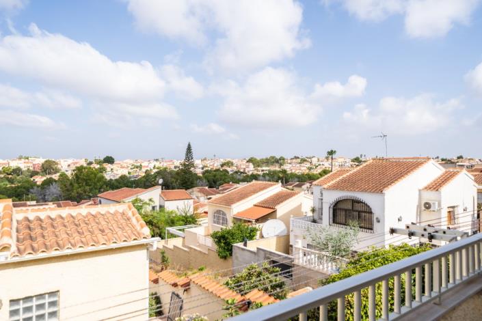 Image No.20-5 Bed Villa for sale