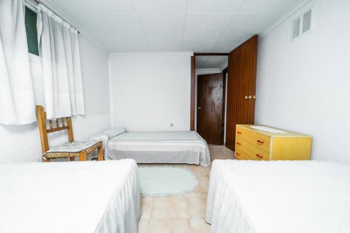 Image No.30-5 Bed Villa for sale