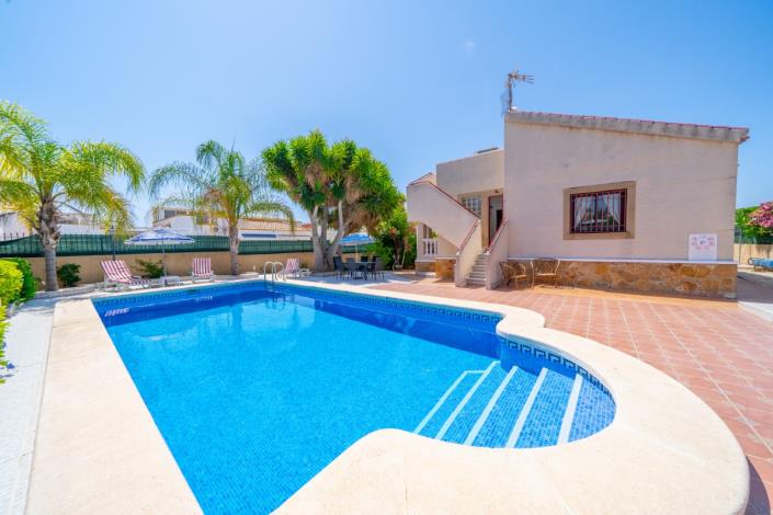 Image No.3-3 Bed Villa for sale