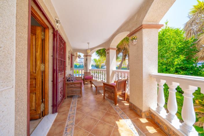 Image No.12-3 Bed Villa for sale