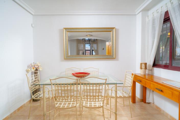 Image No.19-3 Bed Villa for sale