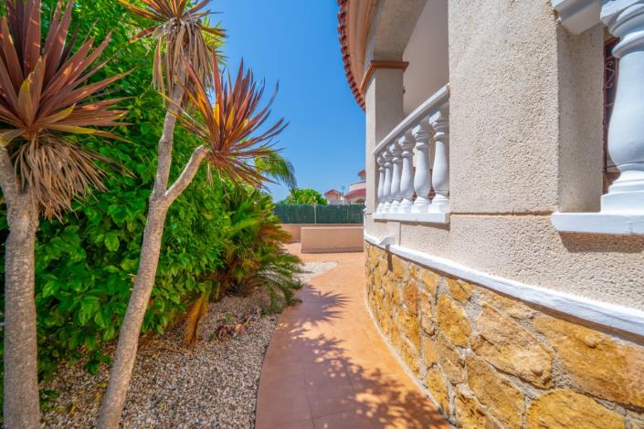 Image No.38-3 Bed Villa for sale