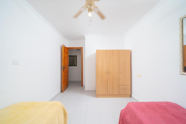 Image No.20-3 Bed Townhouse for sale