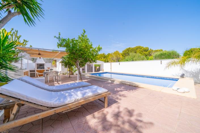 Image No.8-4 Bed Villa for sale