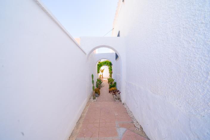 Image No.45-4 Bed Villa for sale