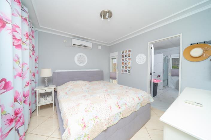 Image No.26-2 Bed Villa for sale