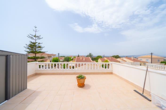 Image No.32-2 Bed Villa for sale