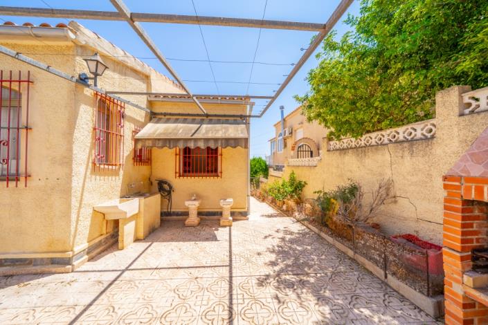 Image No.6-4 Bed Villa for sale