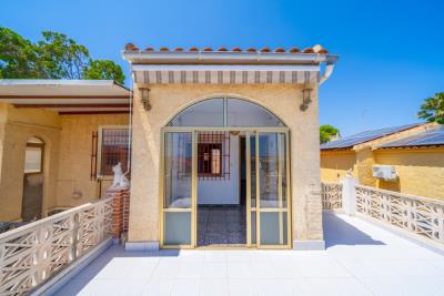 Detached-Villa-For-Sale-In-La-Marina--7---Canva-