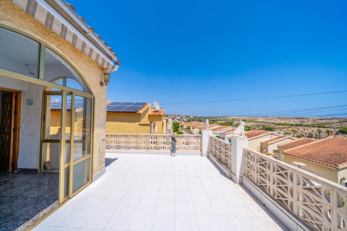 Image No.9-4 Bed Villa for sale