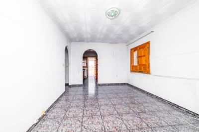 Detached-Villa-For-Sale-In-La-Marina--14---Canva-
