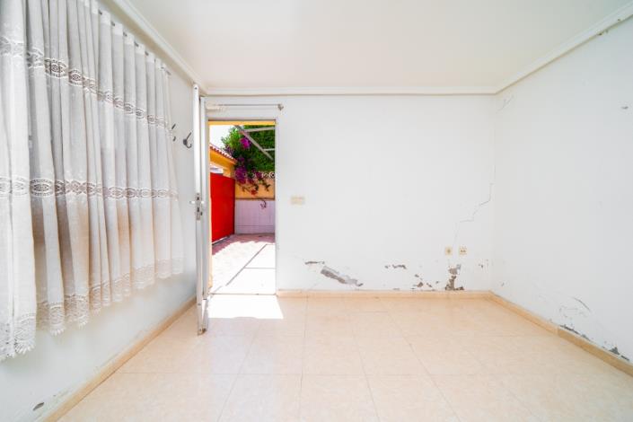 Image No.23-4 Bed Villa for sale