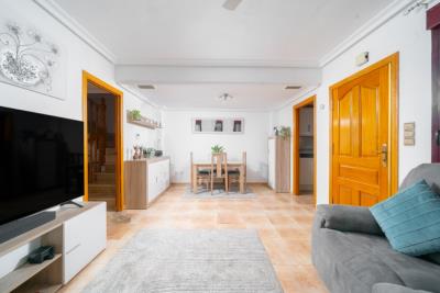 Villa-for-Sale-in-La-Marina--15---Canva-
