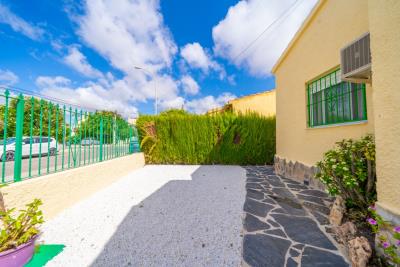 Detached-Property-for-sale-in-La-Marina--8---Canva-