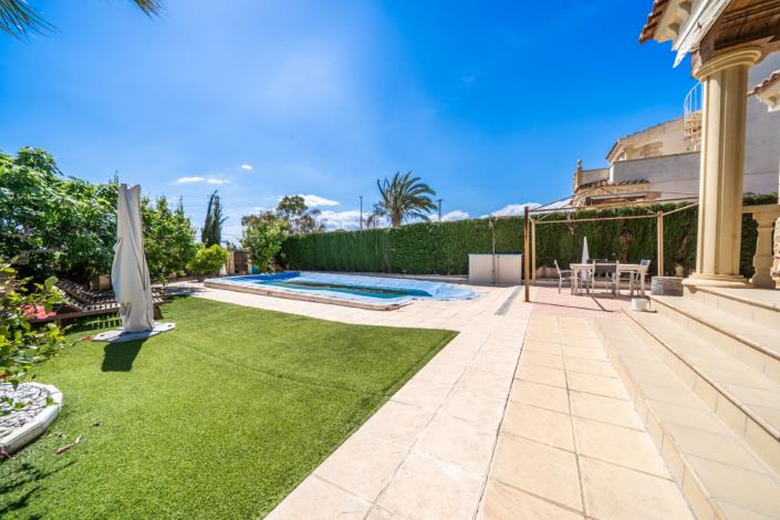 Image No.6-3 Bed Villa for sale