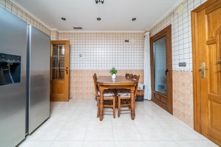 Image No.21-3 Bed Villa for sale
