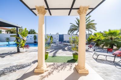 Detached-Villa-for-sale-in-Costa-Blanca--13---Canva-