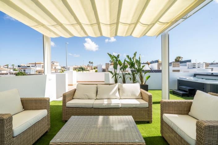 Image No.27-3 Bed Villa for sale