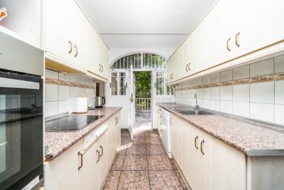 Detached-Property-for-sale-in-La-Marina--10---Canva-