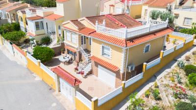 Detached-Property-for-sale-in-La-Marina--1---Canva-
