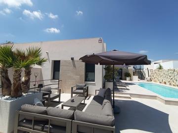 Detached-Villa-for-sale-in-Costa-Blanca--2-