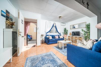 Terraced-Property-For-Sale-In-Alicante--1a---Canva-