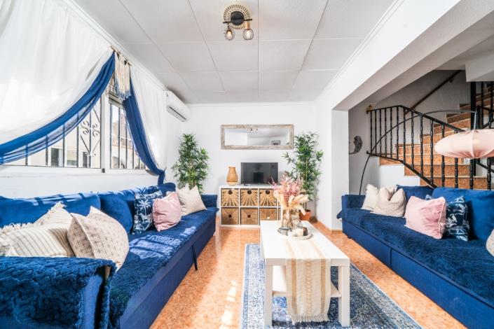 Image No.5-2 Bed Townhouse for sale