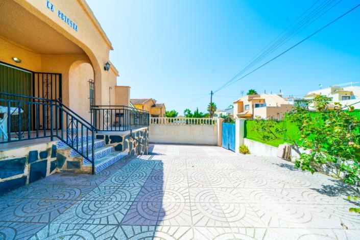 Image No.4-2 Bed Villa for sale