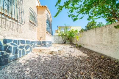 Detached-Property--for-Sale-in-La-Marina--5---Canva-