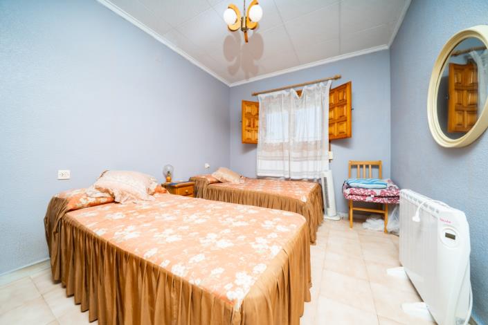 Image No.15-2 Bed Villa for sale