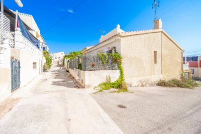 Terraced-Property-for-Sale-in-La-Marina--14---Canva-