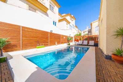 Detached-Villa-for-sale-in-La-Marina--3---Canva-