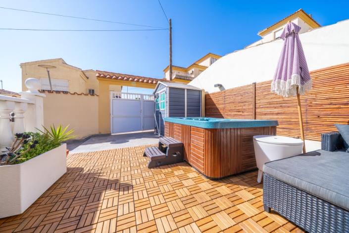 Image No.7-2 Bed Villa for sale